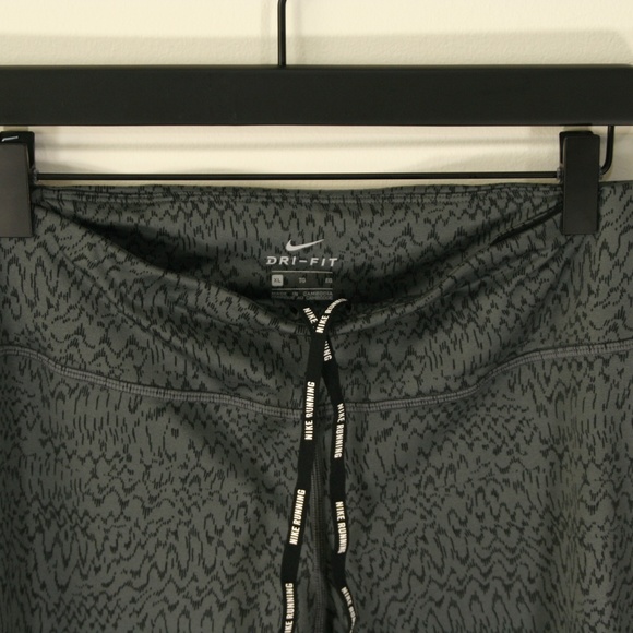 Nike Crop Workout Running Leggings - Picture 7 of 8